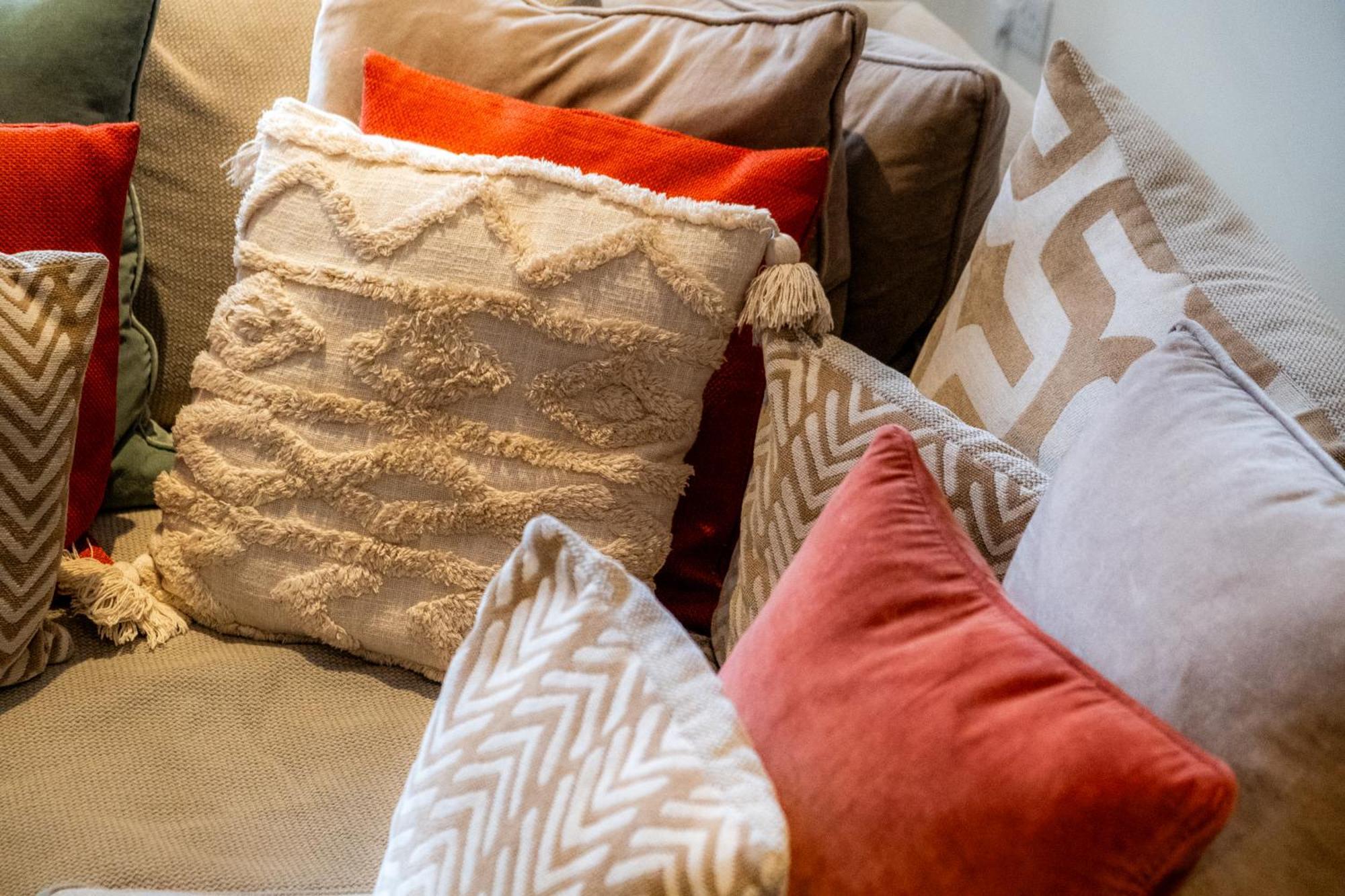 The Jade Suite - The Jewellery Suites, 3 Bed 3 Bath เบอร์มิงแฮม ภายนอก รูปภาพ